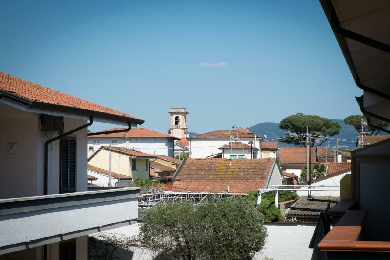 La Casetta Del Viaggiatore - "Traveller'S Home" Torre del Lago Puccini Exterior photo